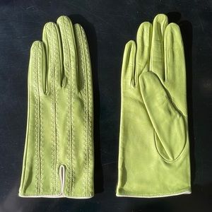 $275. Sermoneta Kid Gloves Never WORN